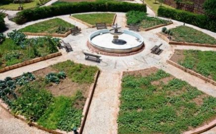Beds and planters geometric shapes